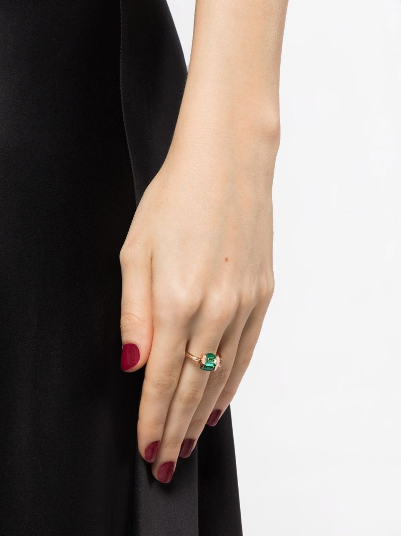 18k Yellow Gold Total Baguette Trundle Lock Emerald Ring