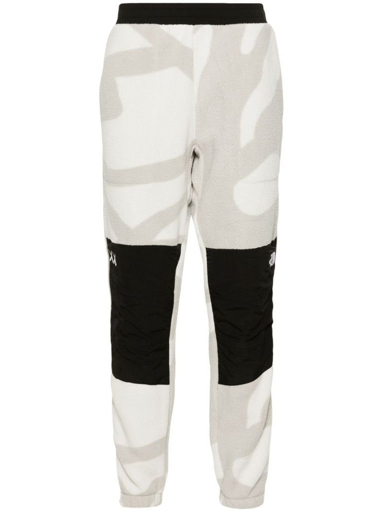 X Kaws Retro 1995 Black Denali Trousers