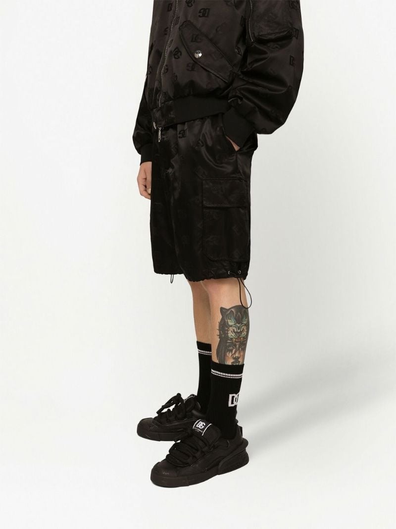 Black Toggle Fastening Shorts