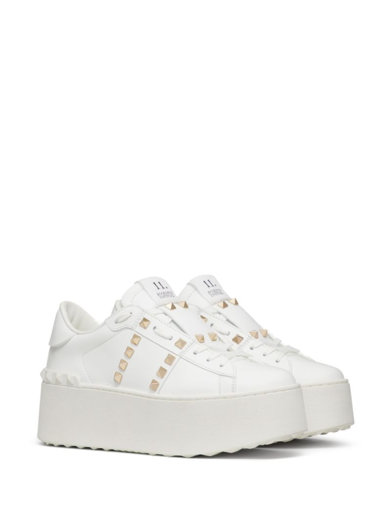White Rockstud Flatform Sneakers