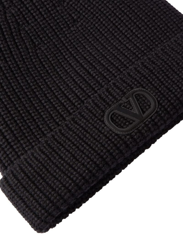 Black Vlogo Ribbed Wool Beanie Hat