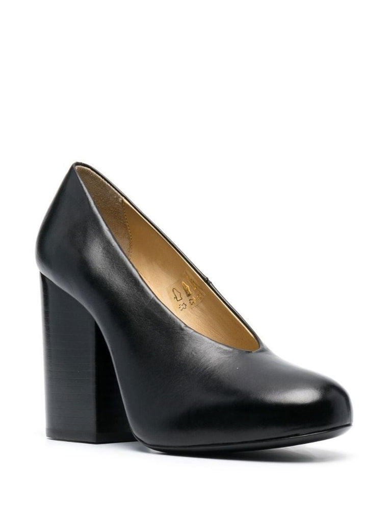 Black Heeled Leather Pumps