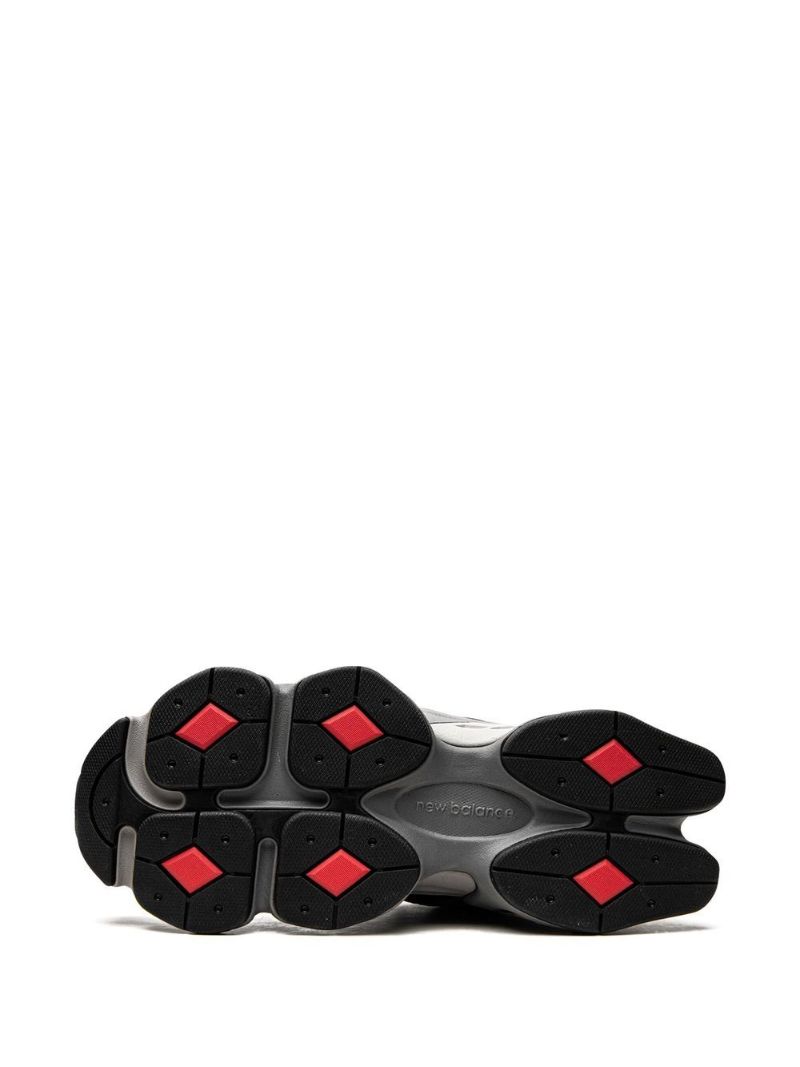 Black 9060 Panelled Low-top Sneakers