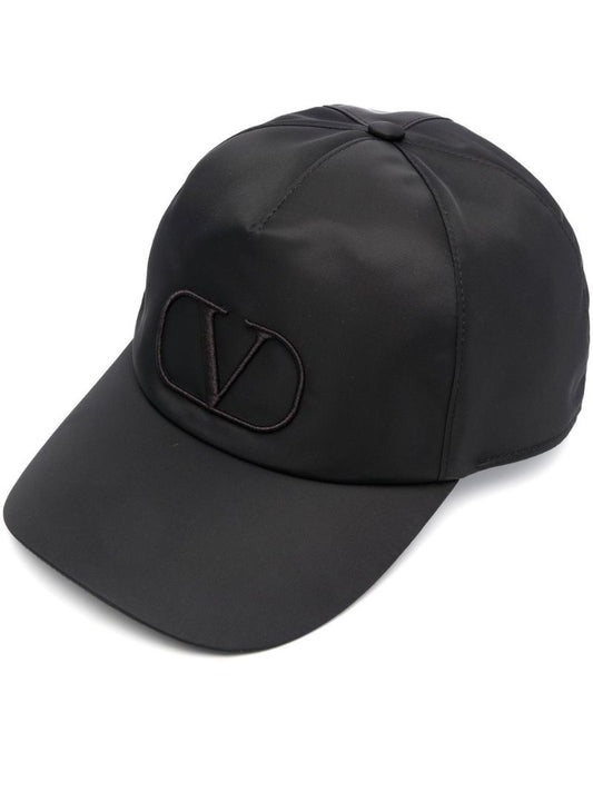 Black Vlogo Baseball Cap