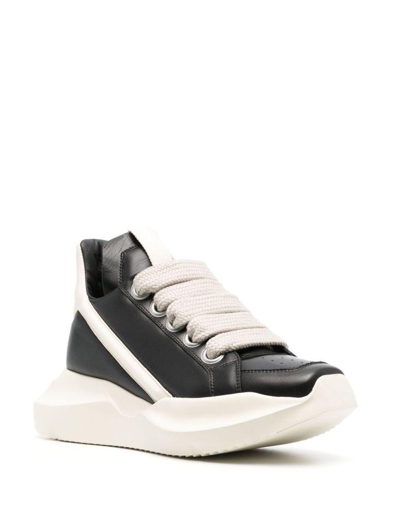 Black Geth Runner Leather Sneakers