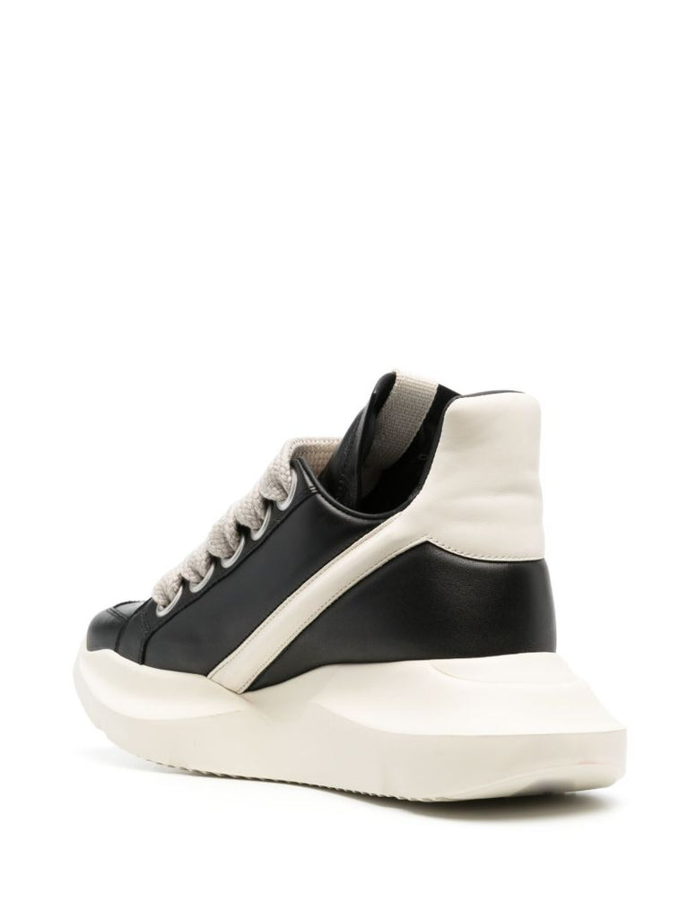 Black Geth Runner Leather Sneakers