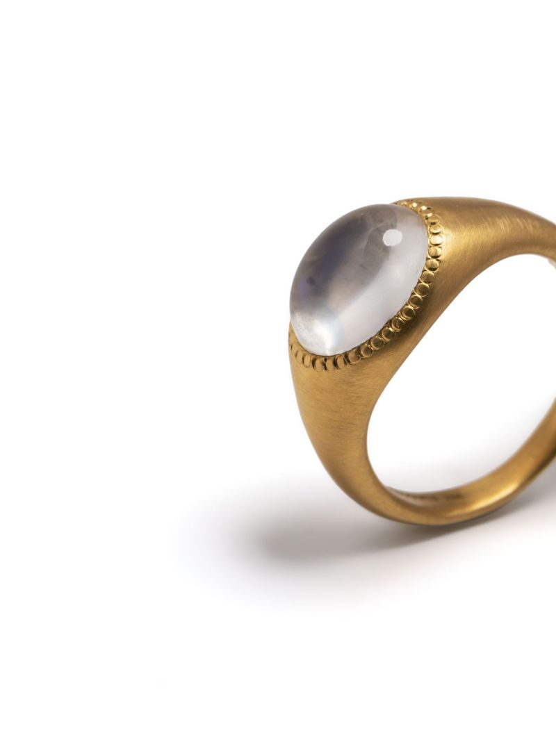 22k Yellow Gold Roz Moonstone Ring