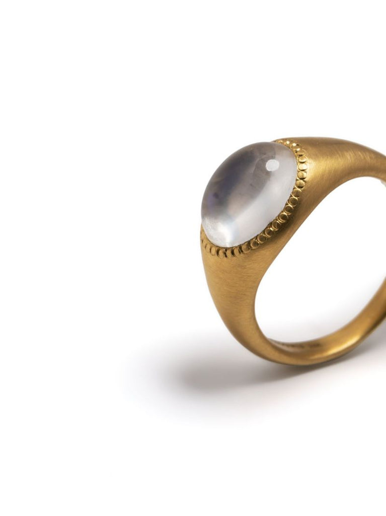 22k Yellow Gold Roz Moonstone Ring