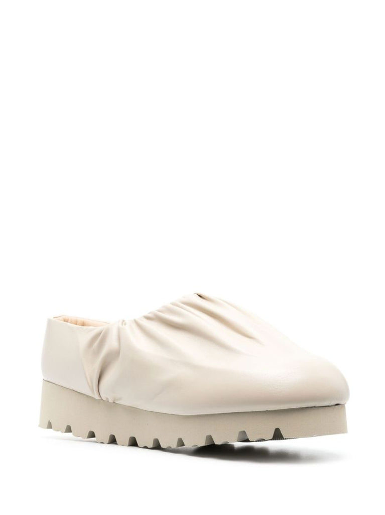 Neutral Camp Puffy Slippers