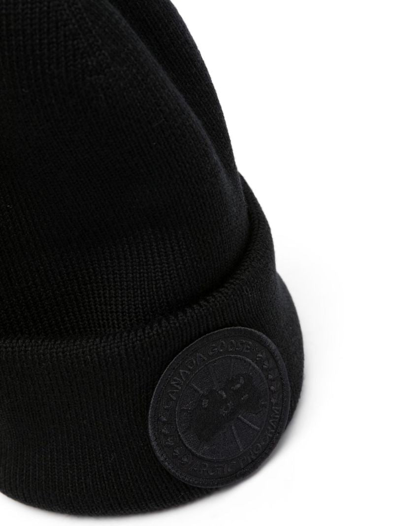 Black Arctic Disc Wool Beanie Hat