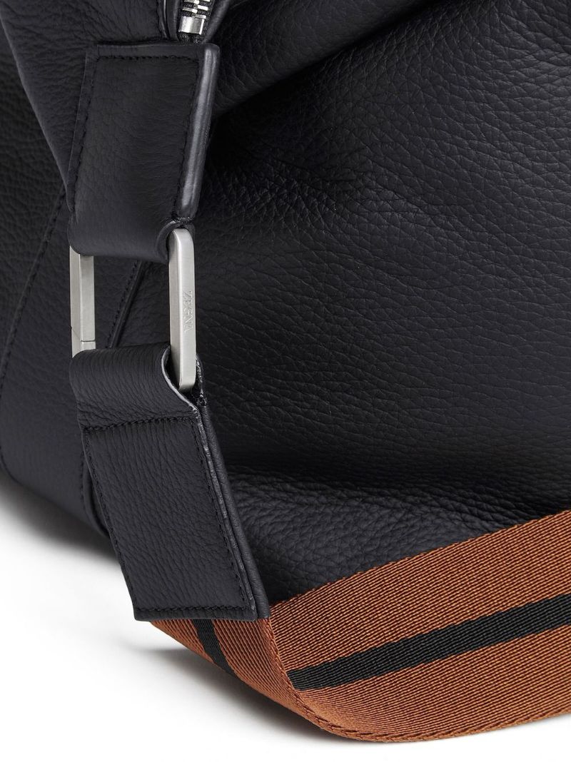 Raglan Holdall Leather Duffle Bag