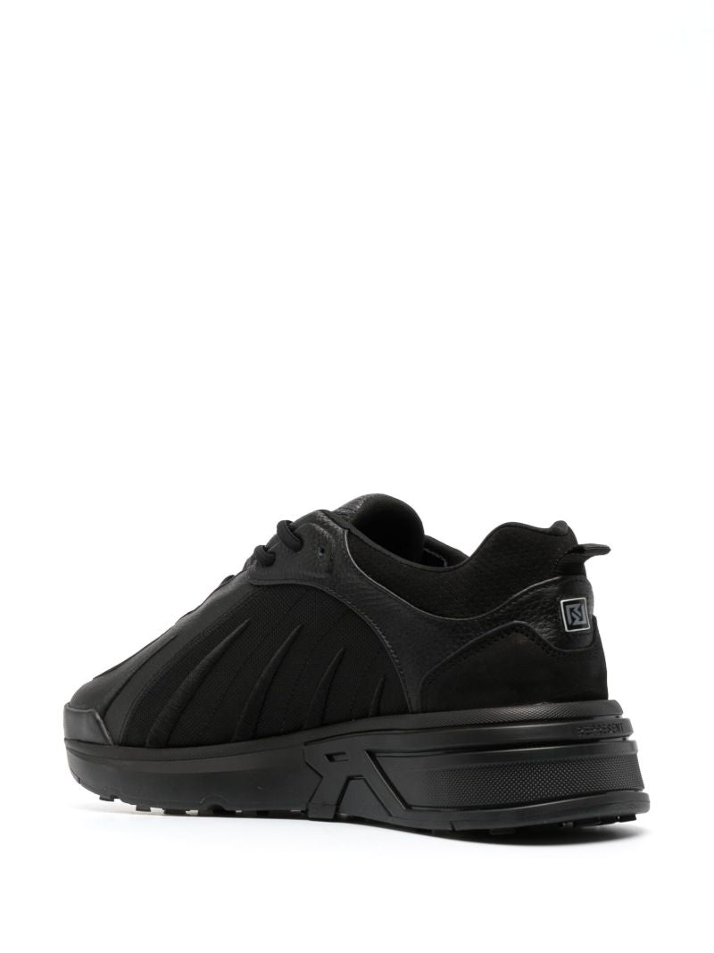 Black Viper Low Top Sneakers