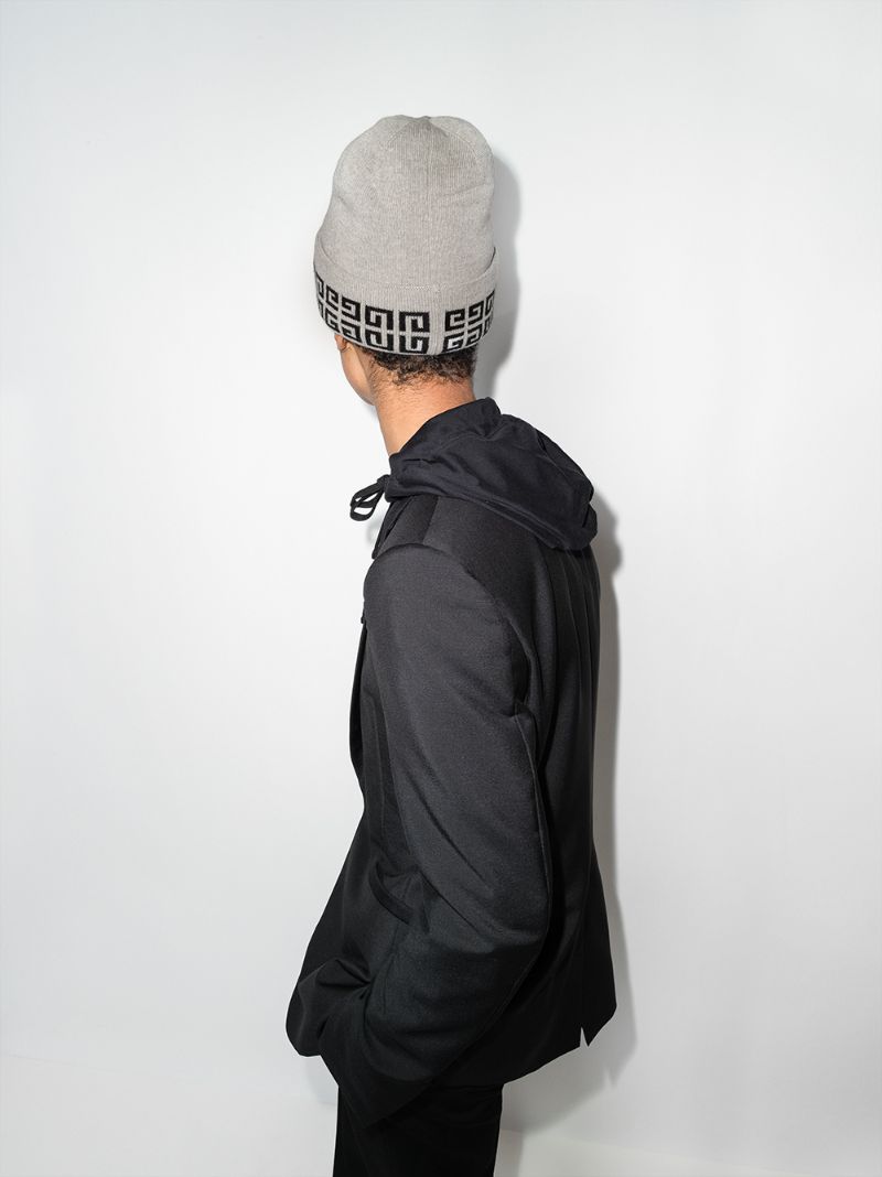 4g Intarsia Knitted Beanie