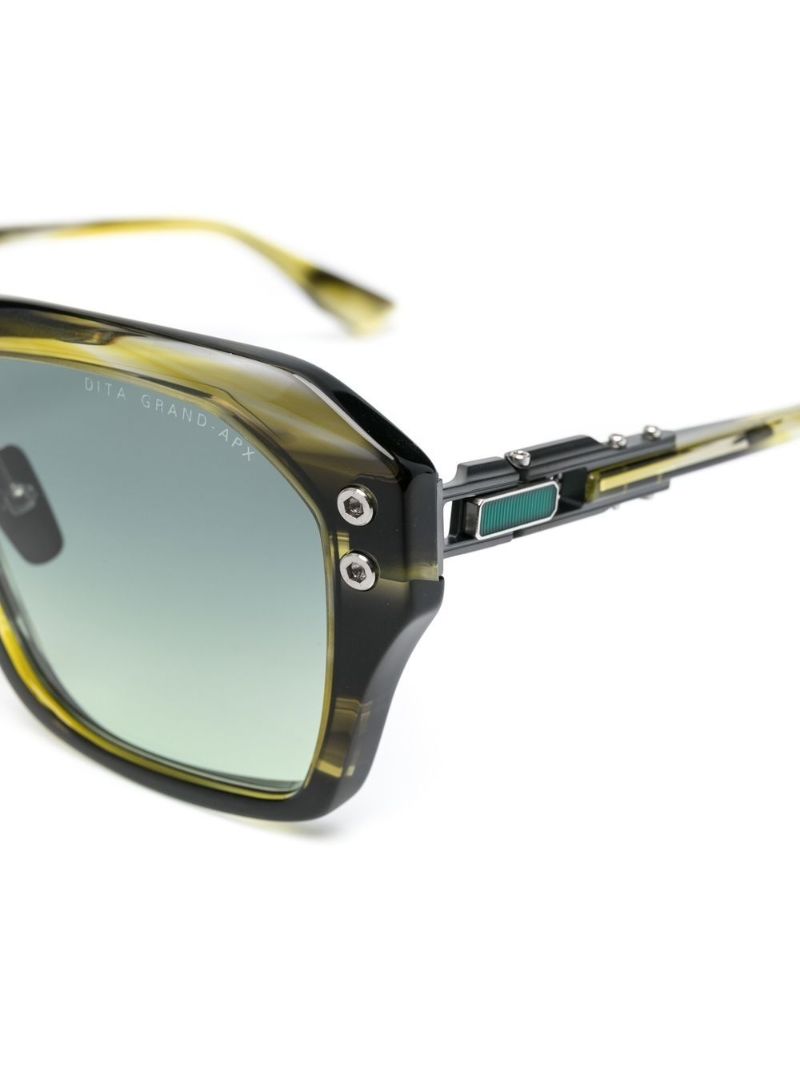 Green Grand-apx Square Sunglasses