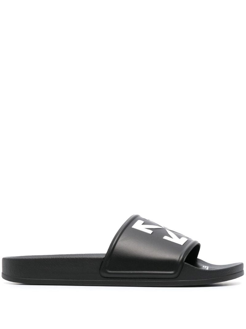 Black Arrows Print Rubber Slides