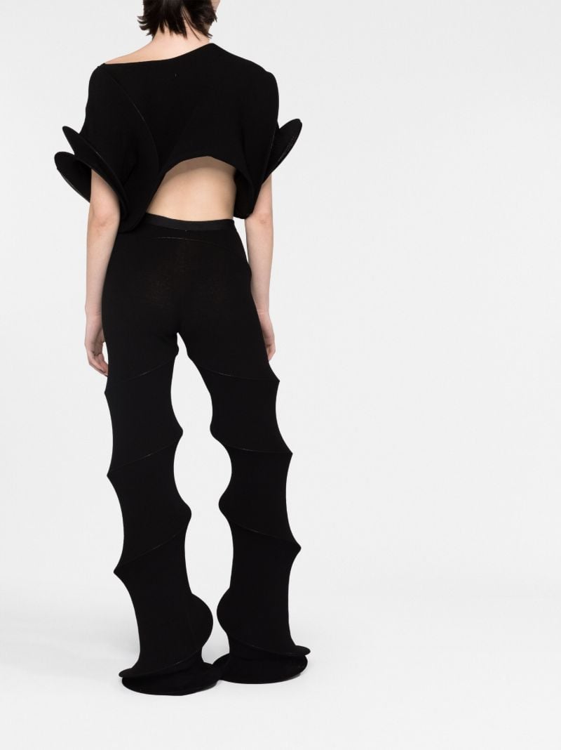 Black Spiral Asymmetric Top
