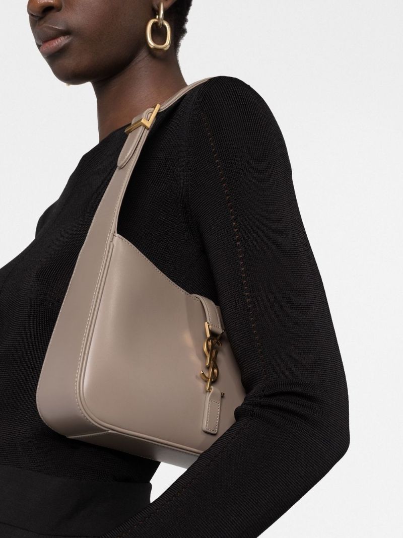 Neutral Le 5 Ã_x0083_Â  7 Leather Shoulder Bag