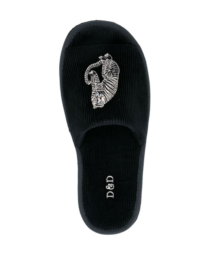 Black Sansindo Tiger Embroidered Slippers