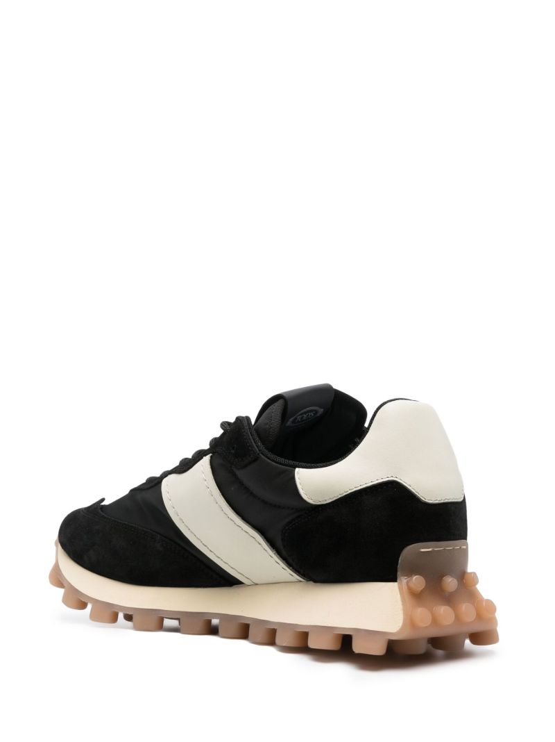 Black 1t Low Top Sneakers