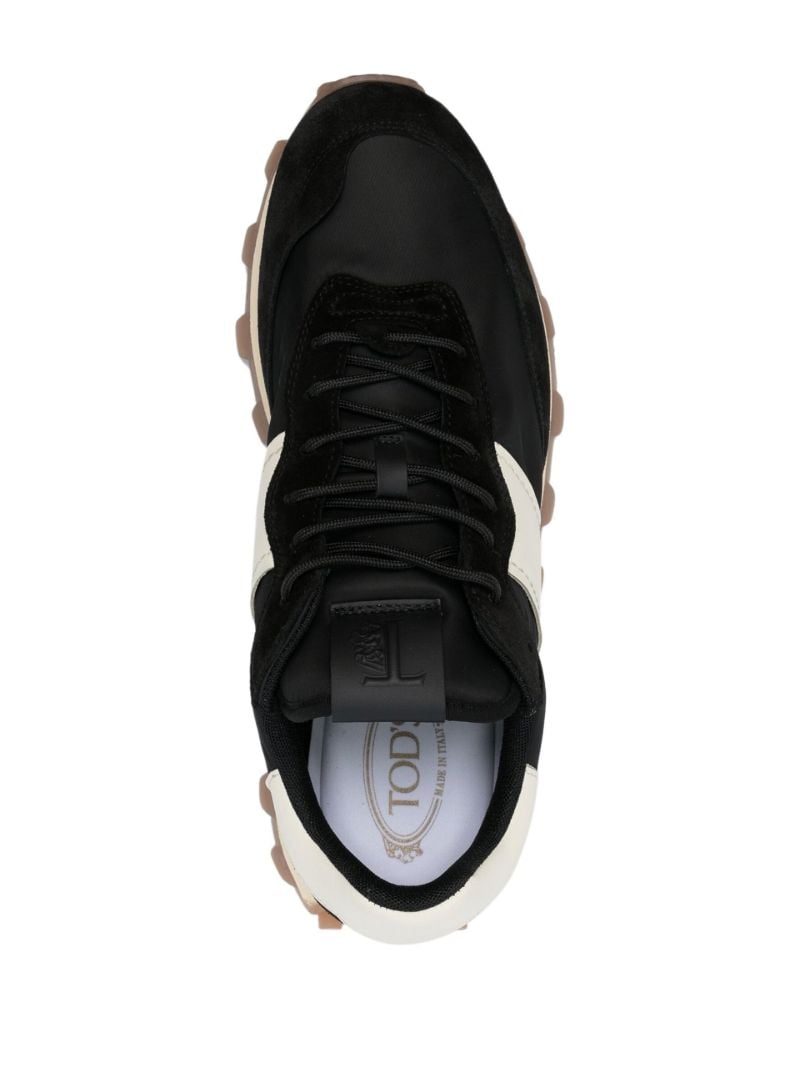Black 1t Low Top Sneakers