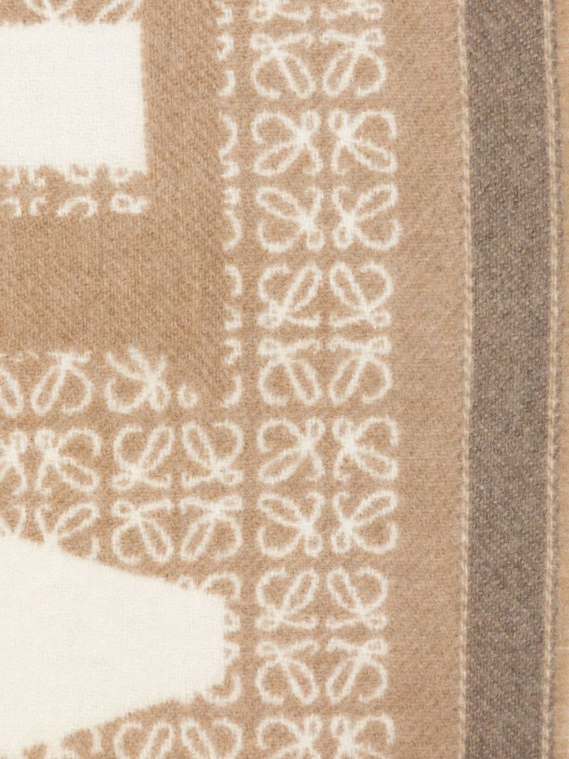White Anagram Wool Knitted Scarf