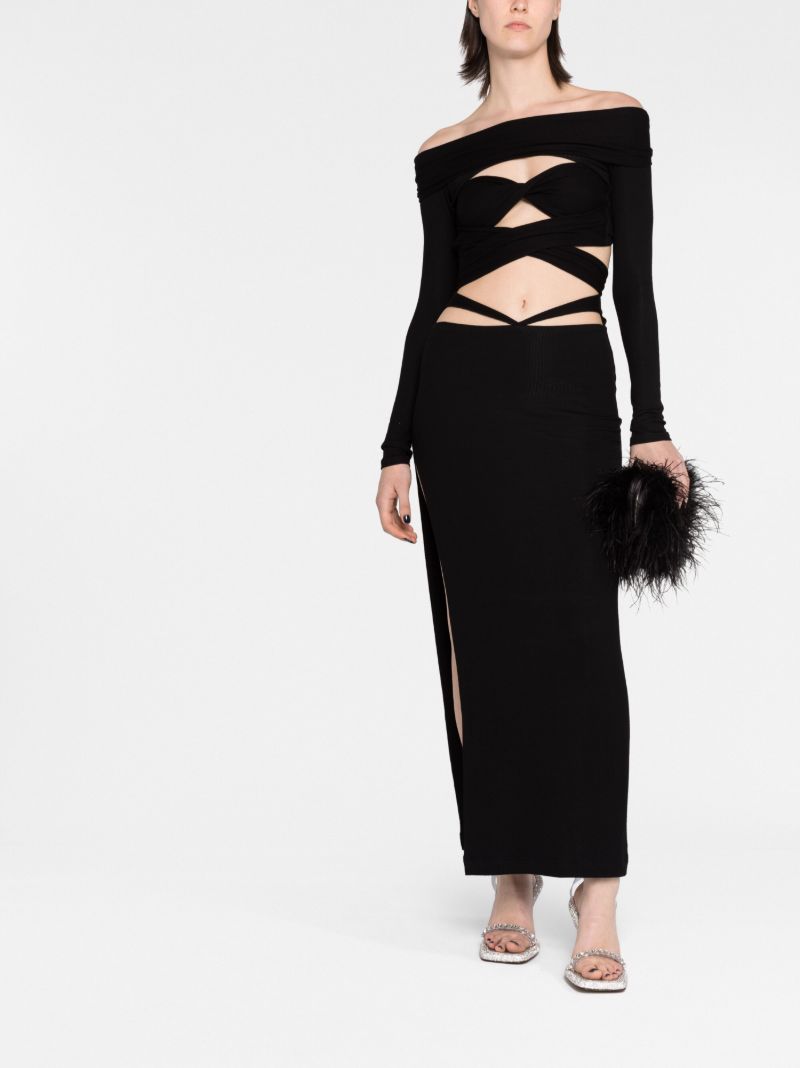 Black Off-the-shoulder Crop Top