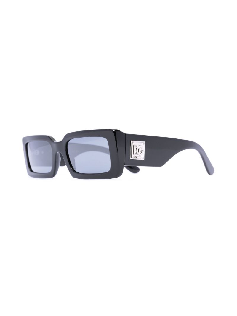 Black Rectangle Sunglasses