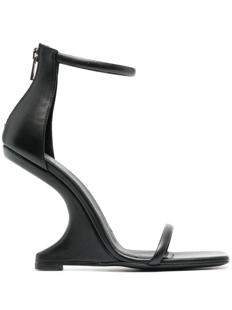 Black Cantilever 110 Leather Sandals