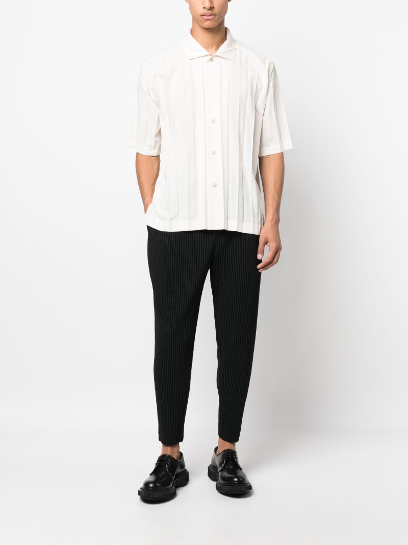 Neutral Edge Pleated Short-sleeve Shirt
