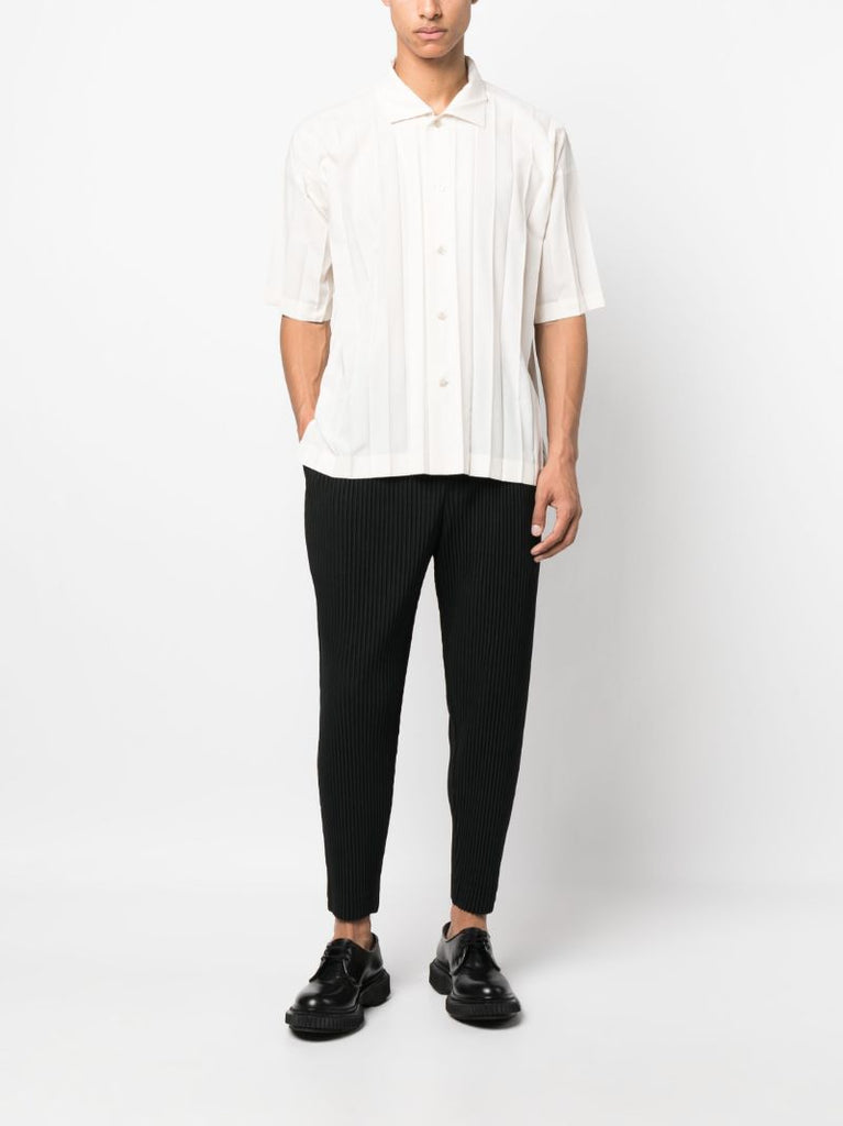 Neutral Edge Pleated Short-sleeve Shirt