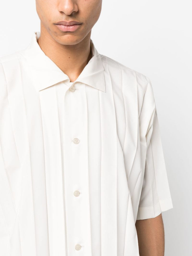 Neutral Edge Pleated Short-sleeve Shirt