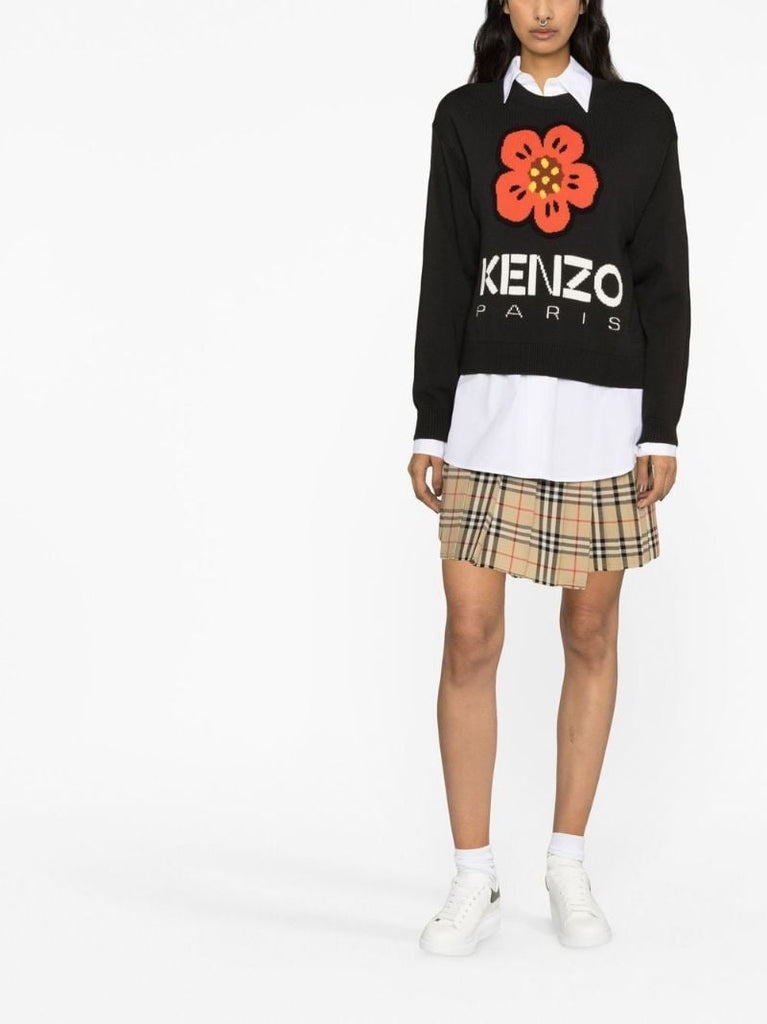 Black Boke Flower Sweater