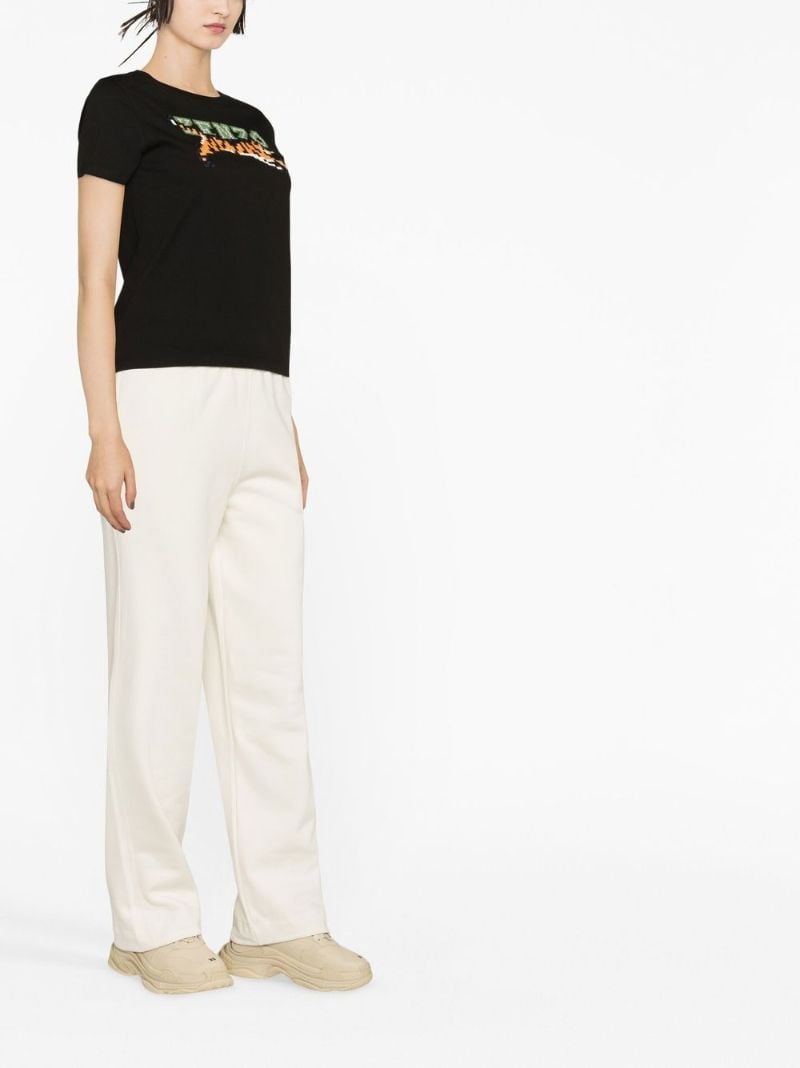 Black Embroidered-design T-shirt