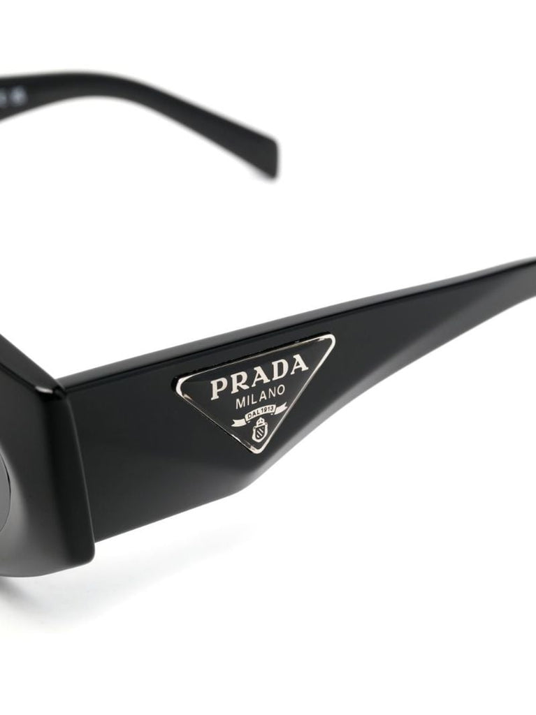 Black Triangle-logo Oval-frame Sunglasses