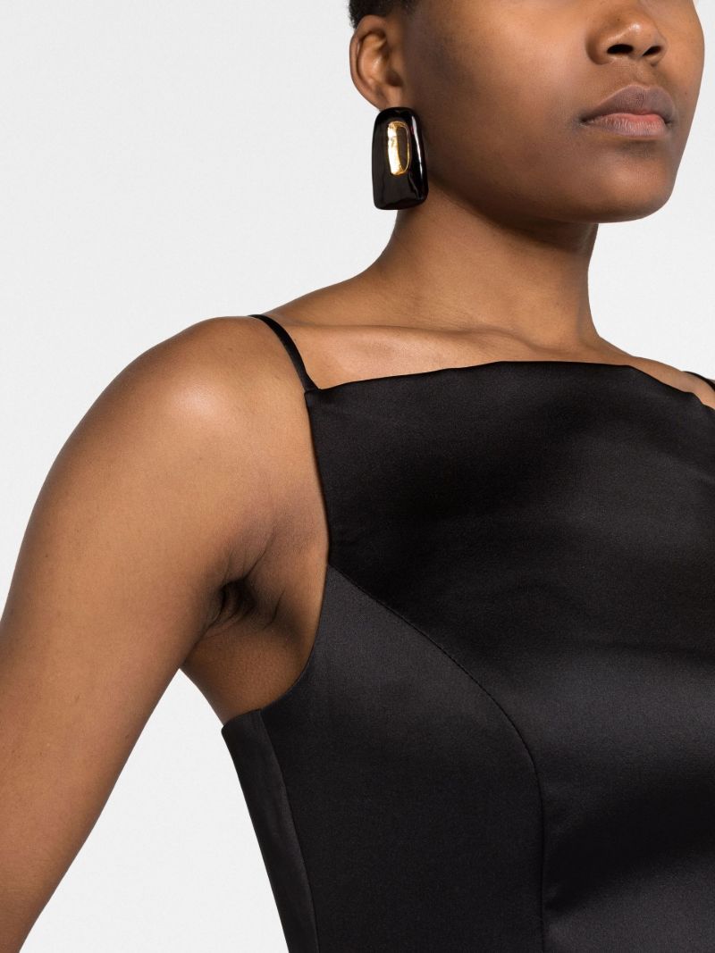 Black Open-back Mermaid Gown