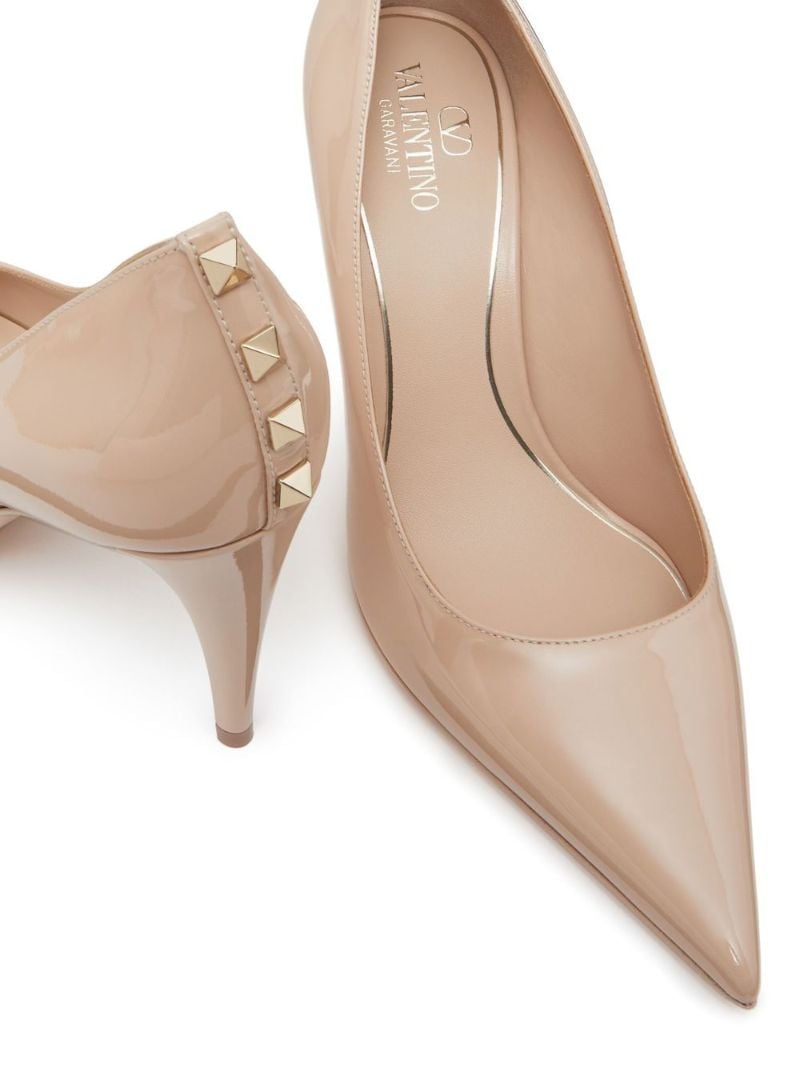Neutral Rockstud 90 Patent Leather Pumps