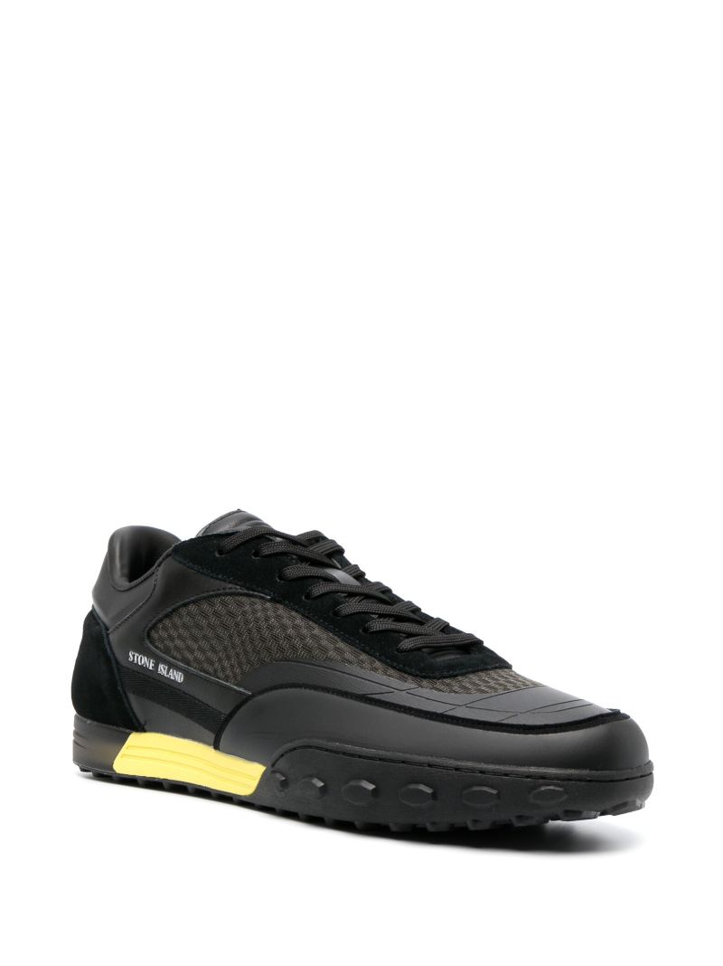 Black S0202 Low Top Sneakers