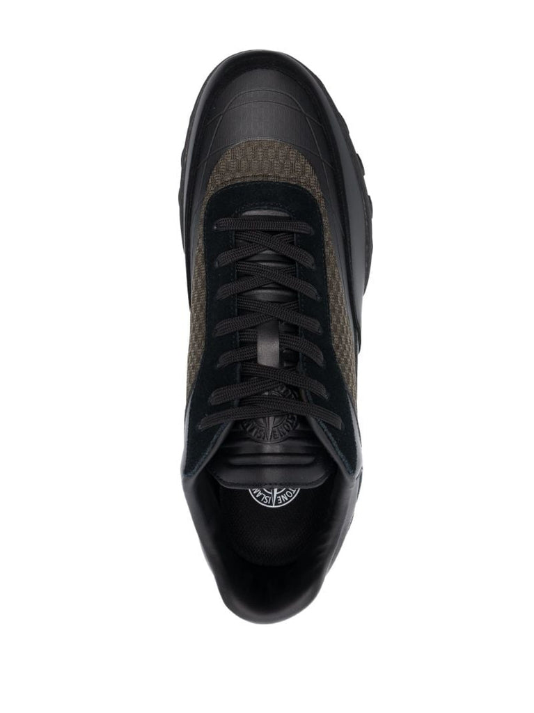 Black S0202 Low Top Sneakers