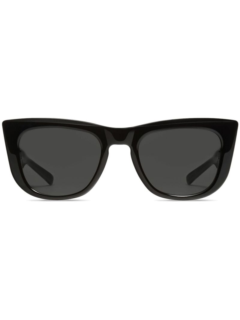 X Maison Margiela Black Mm008 01 Cat Eye Sunglasses