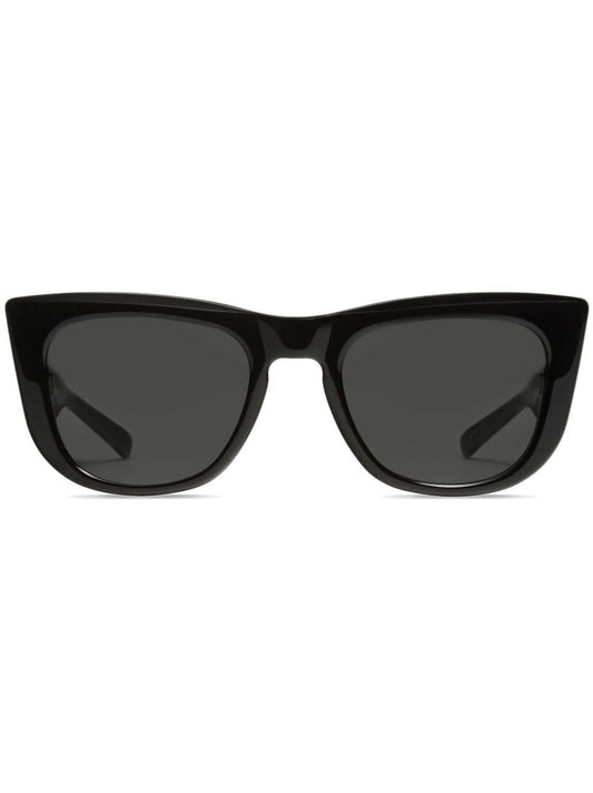 X Maison Margiela Black Mm008 01 Cat Eye Sunglasses