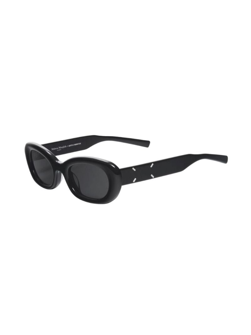 X Maison Margiela Black Mm004 01 Oval Frame Sunglasses