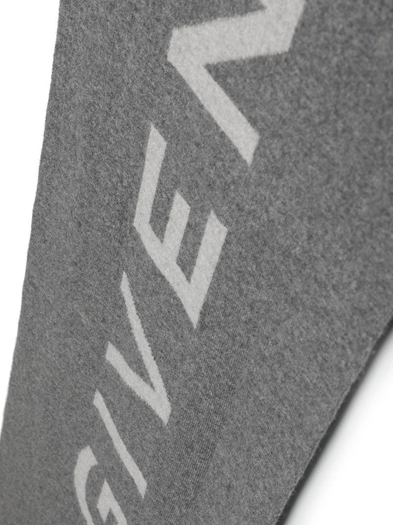 Grey 4g Intarsia Scarf