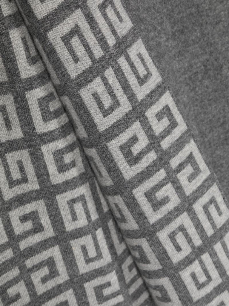 Grey 4g Intarsia Scarf