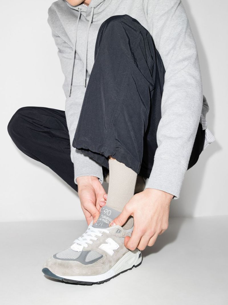 Grey 990v2 Core Low Top Sneakers