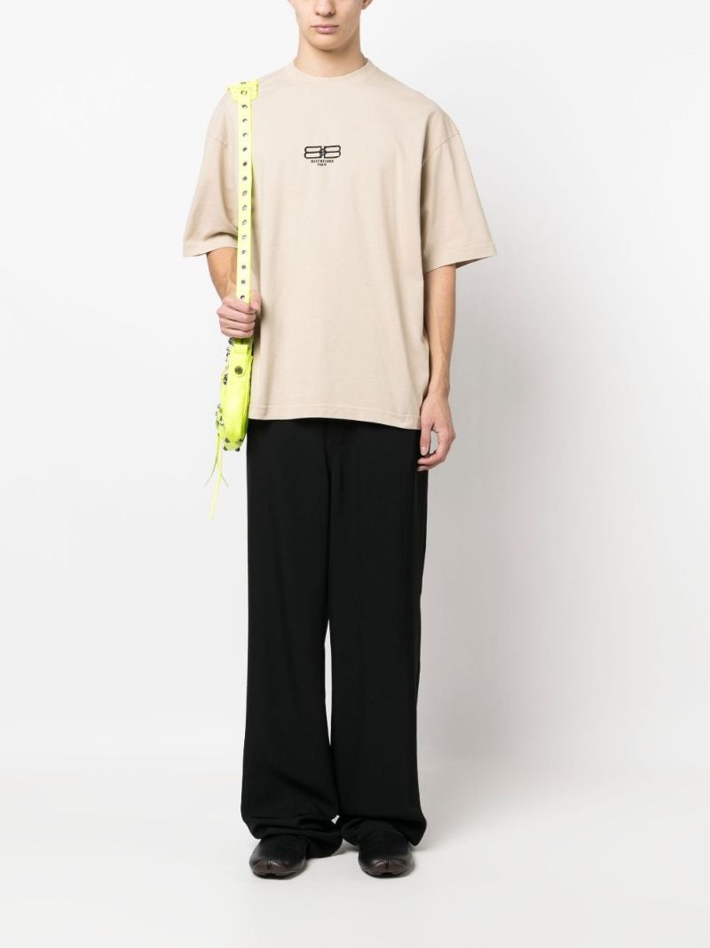 Neutral Embroidered Logo T-shirt