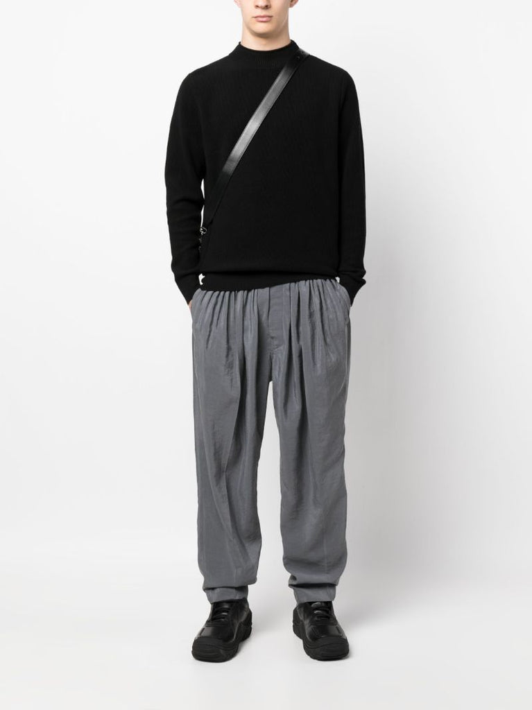 Black Ribbed Long-sleve Sweater