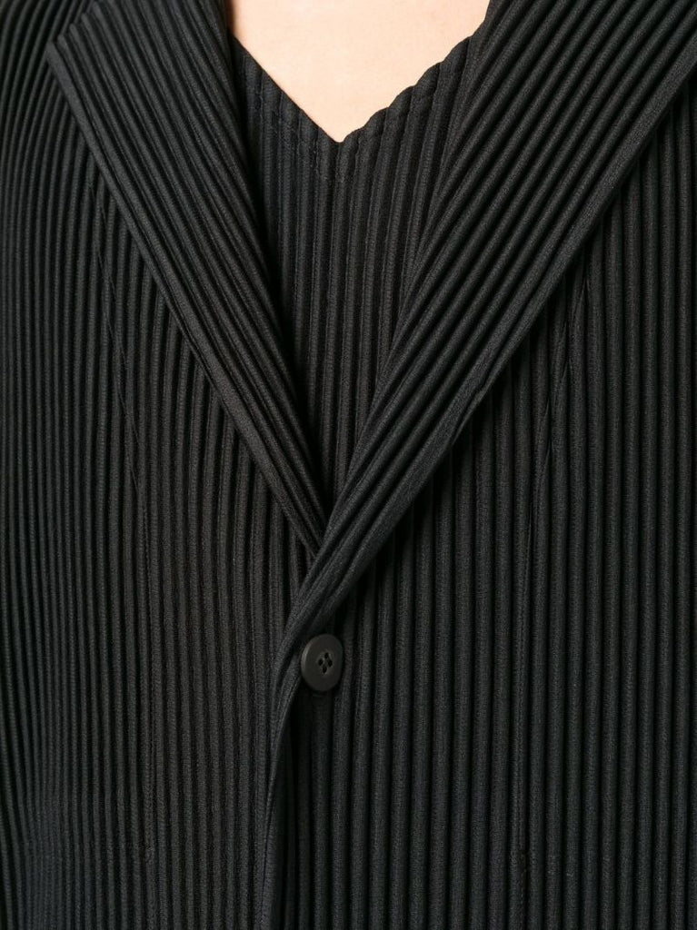 Black Pleated Single-breasted Blazer