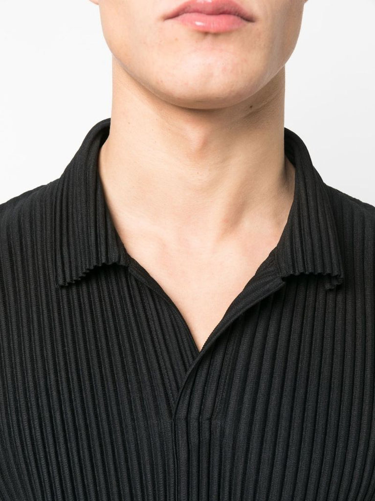 Black Pleated Short Sleeved Shirt