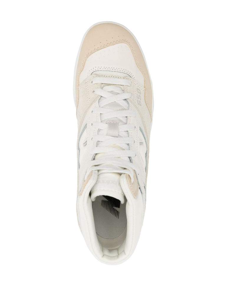 650 Sneakers