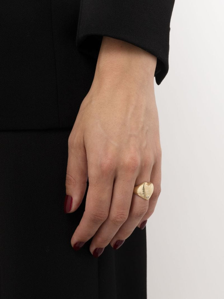9k Yellow Gold Chevaliere Coeur Diamond Ring